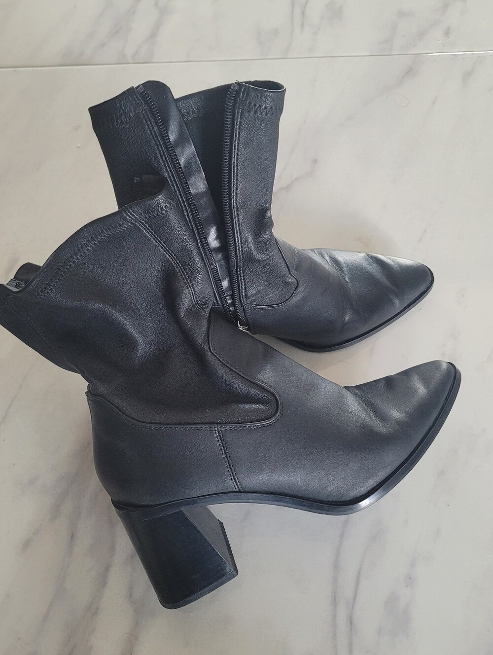 Zara from EUROPE 39sz. Genuine LEATHER Black  Pointed Ankle Boots